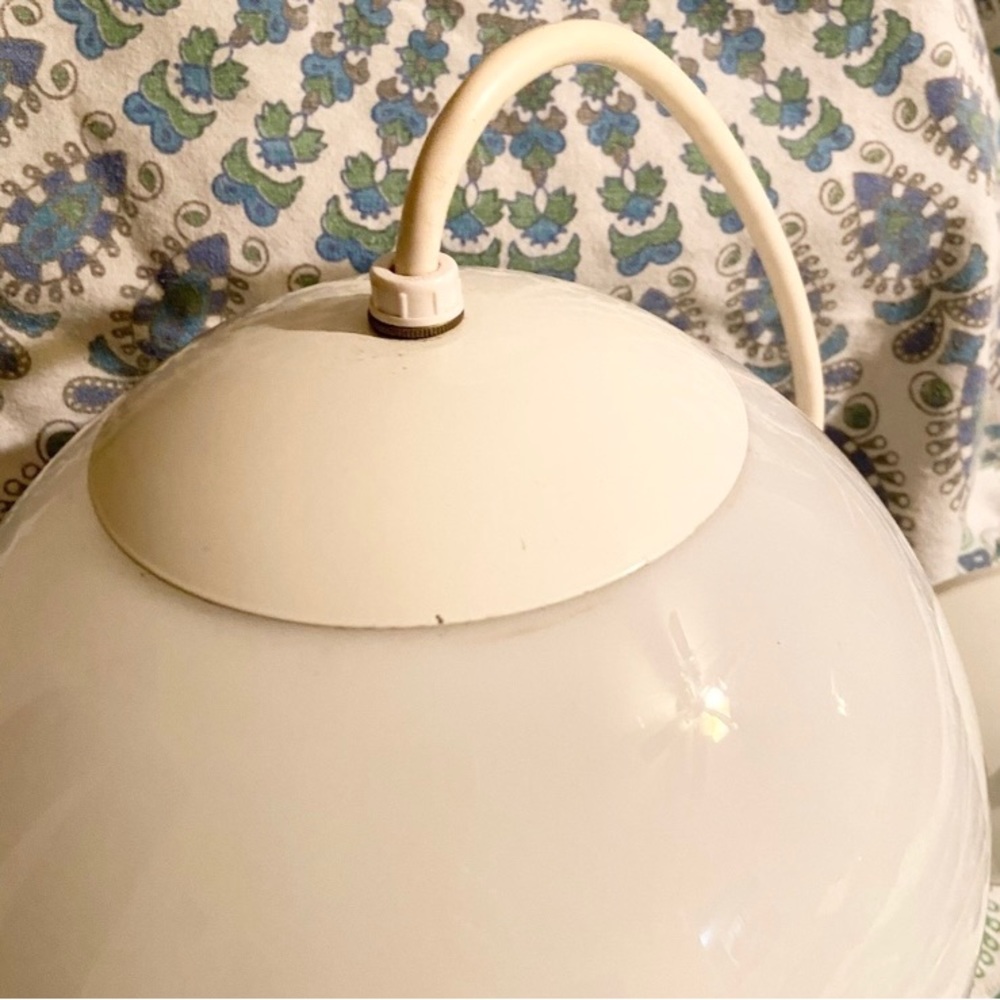 Retro vintage globe hanging light fixture from the sixties boho hippie - Picture 7 of 9
